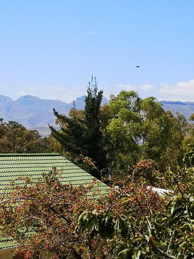 Villa Clarens On Collett Exterior foto