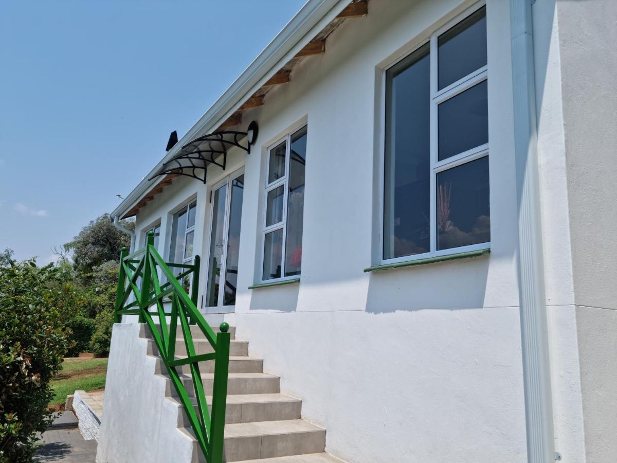 Villa Clarens On Collett Exterior foto
